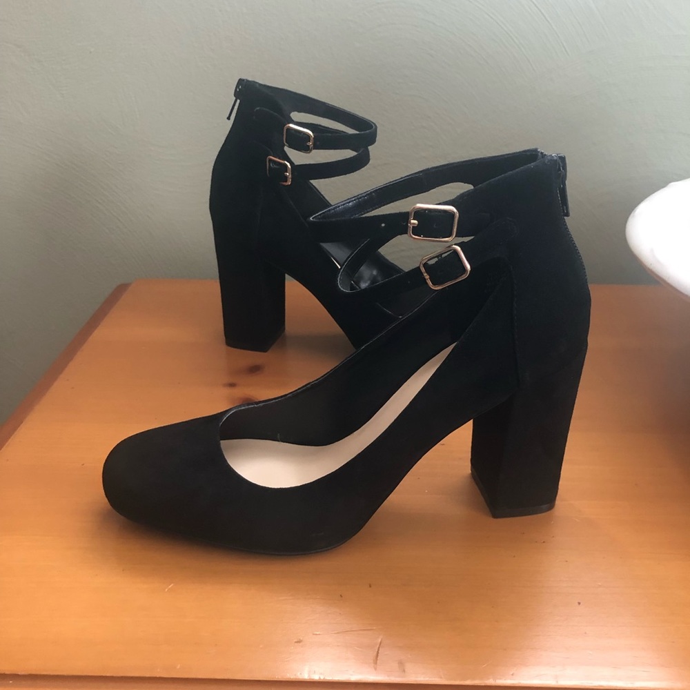 NEW Nine West black suede Socialite heels 7.5